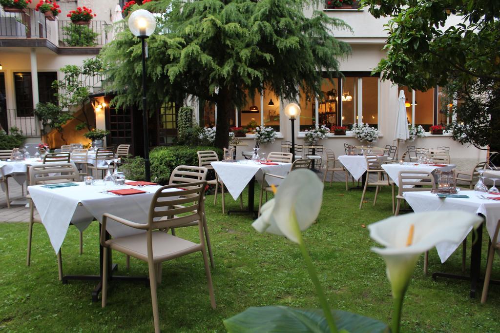 Albergo Locanda Cavallino Тосколано-Мадерно Екстер'єр фото